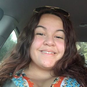 Meet your Posher, Angi